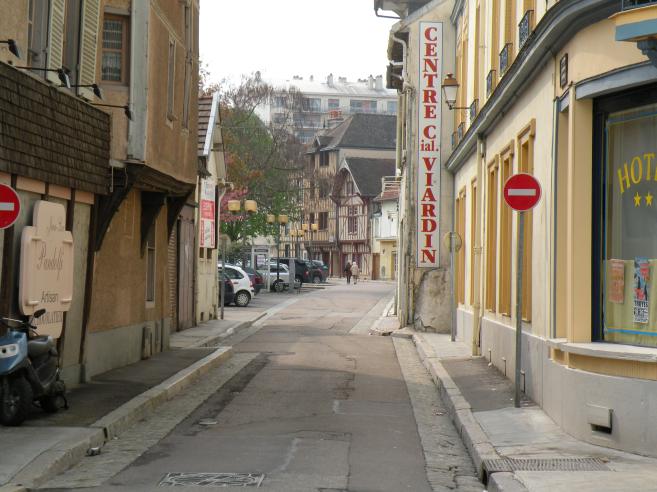 rue Viardin